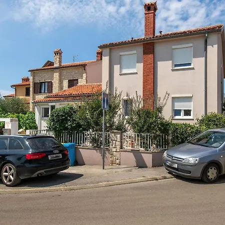 Apartment Nevera